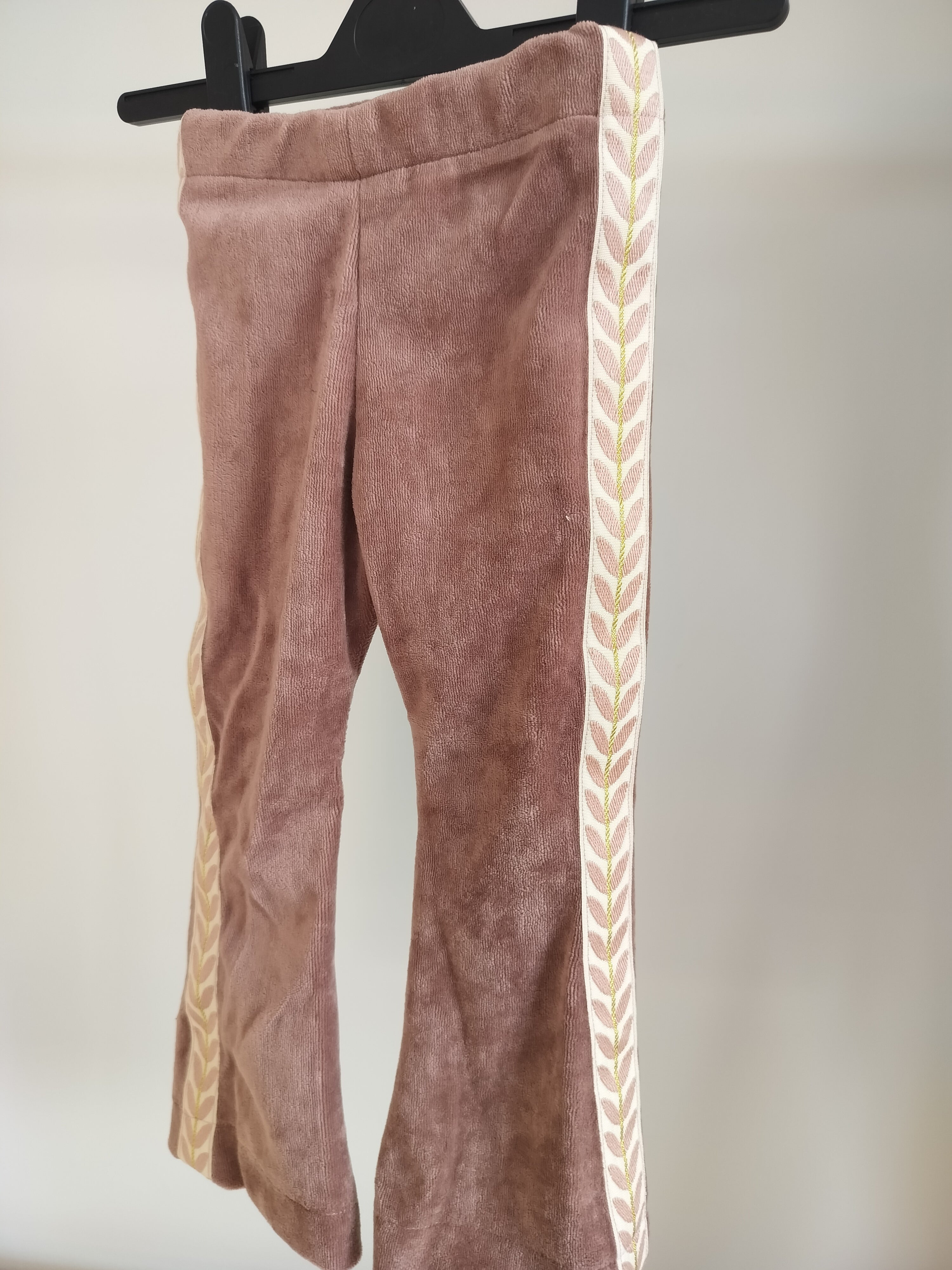 Flaredbroekje met bies