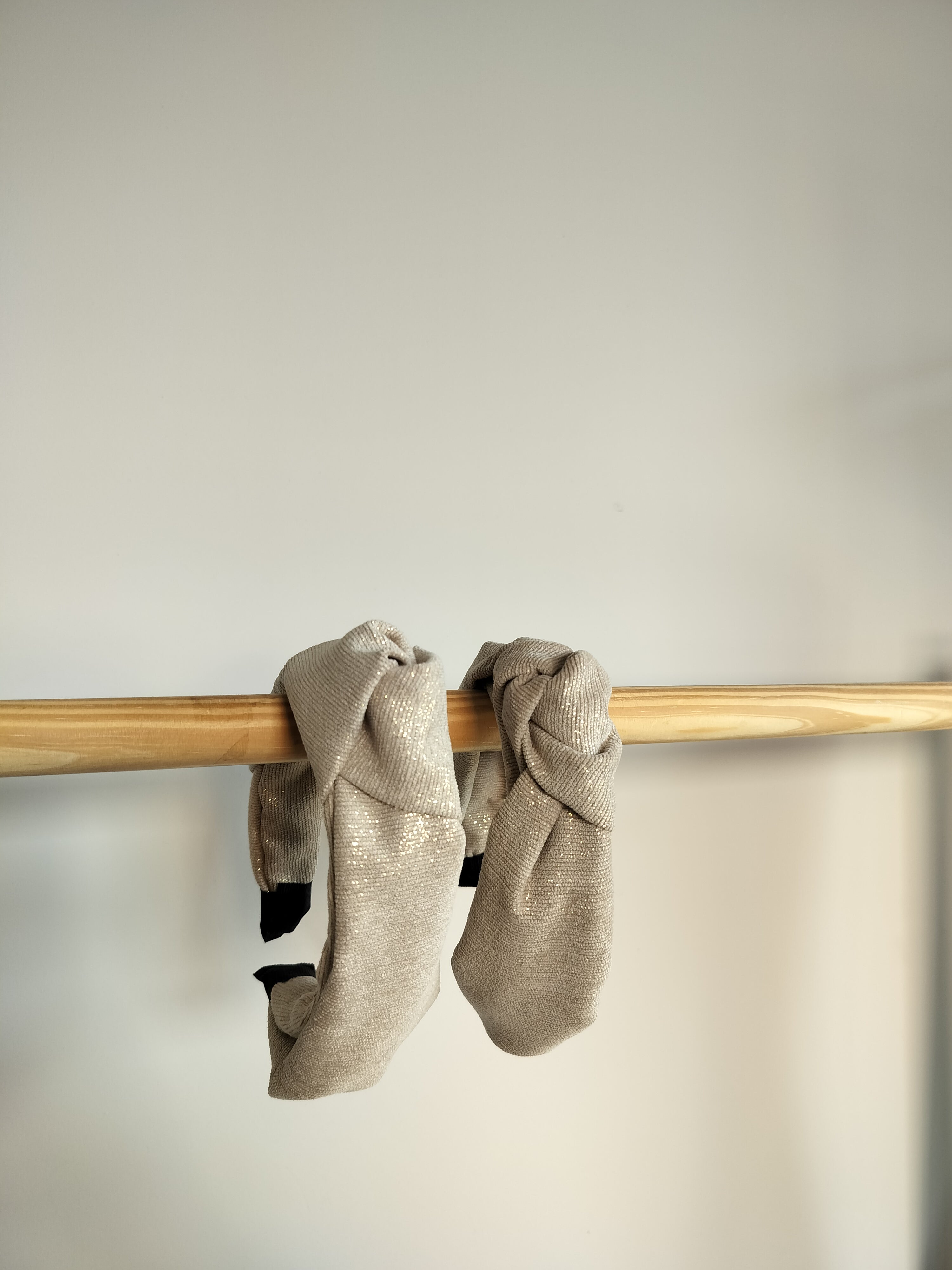 Knoop haarband gouden glitter